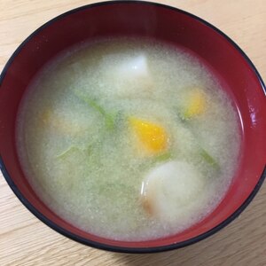 かぼちゃと豆麩の味噌汁